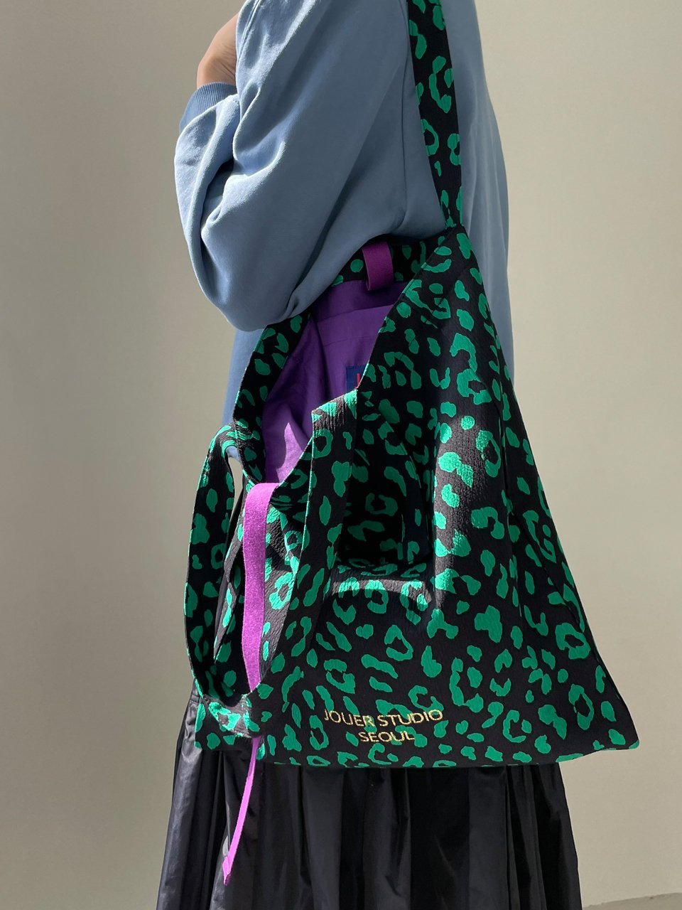 JOUER. 쥬에 레오파드 에코백 /그린 상세 이미지 1